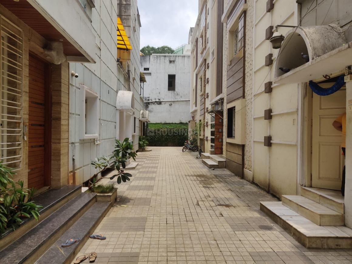 5 BHK Independent House for sale ₹4.0 Cr