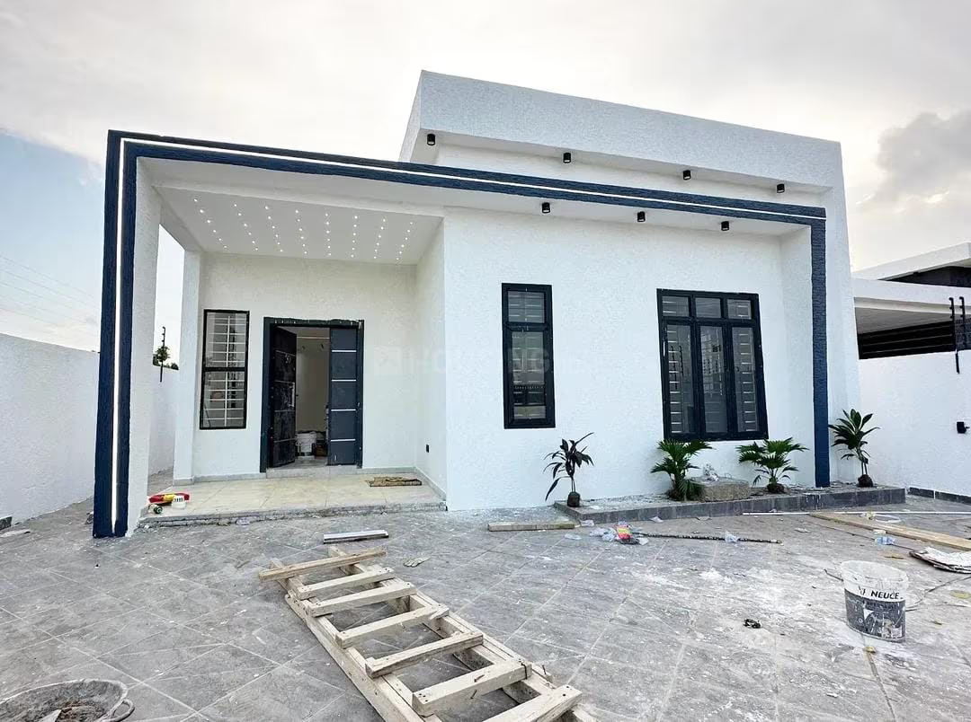 2 BHK Independent House for sale ₹1.1 Cr