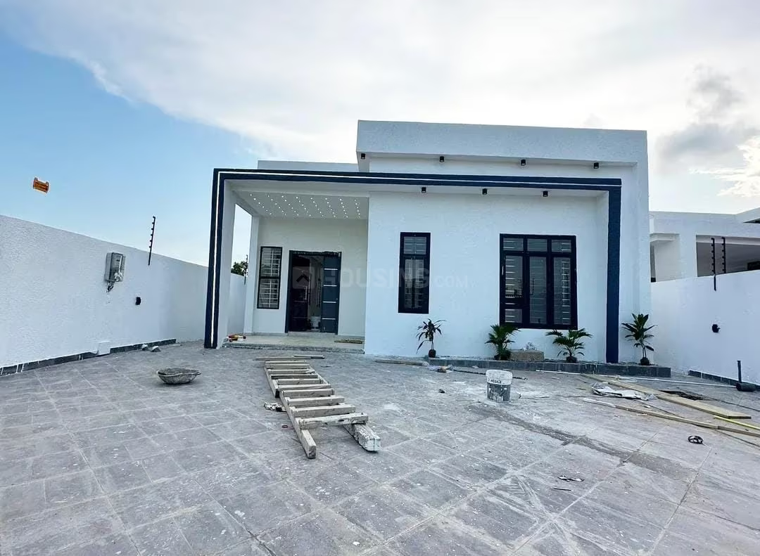 2 BHK Independent House for sale ₹1.1 Cr
