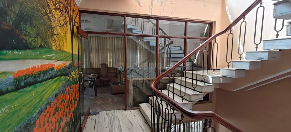 4 BHK Independent House for sale ₹5.8 Cr