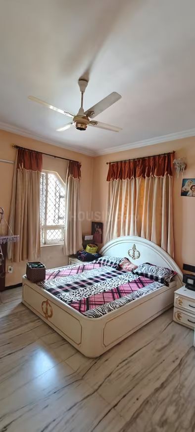 4 BHK Independent House for sale ₹5.8 Cr