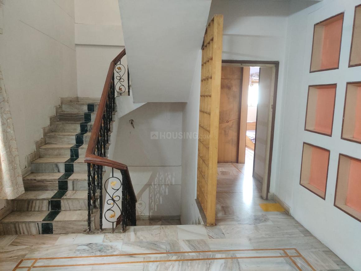 5 BHK Independent House for sale ₹4.0 Cr