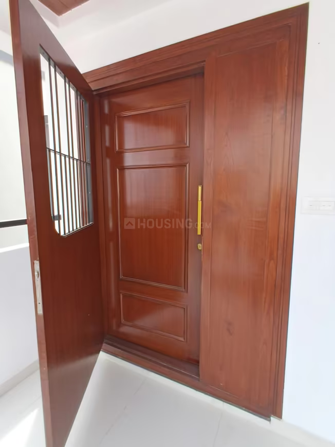 6 BHK Independent House for sale ₹2.25 Cr
